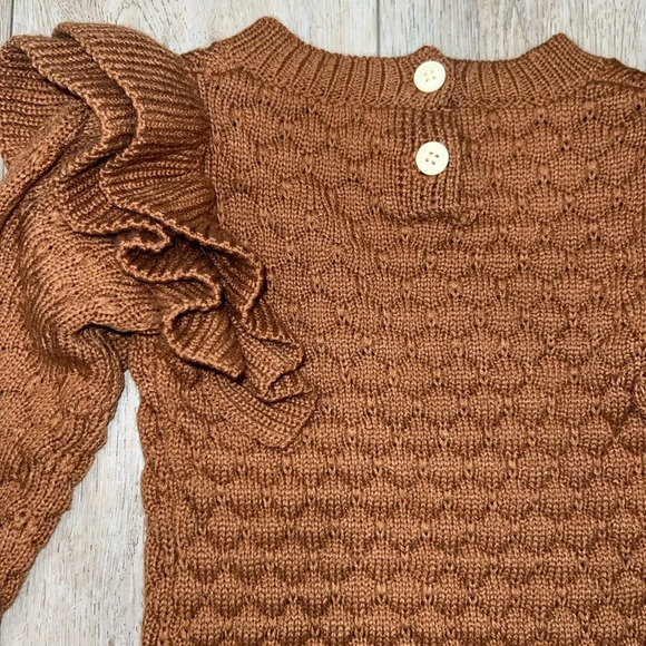 Knitted Ruffle Romper - Picture 3 of 9